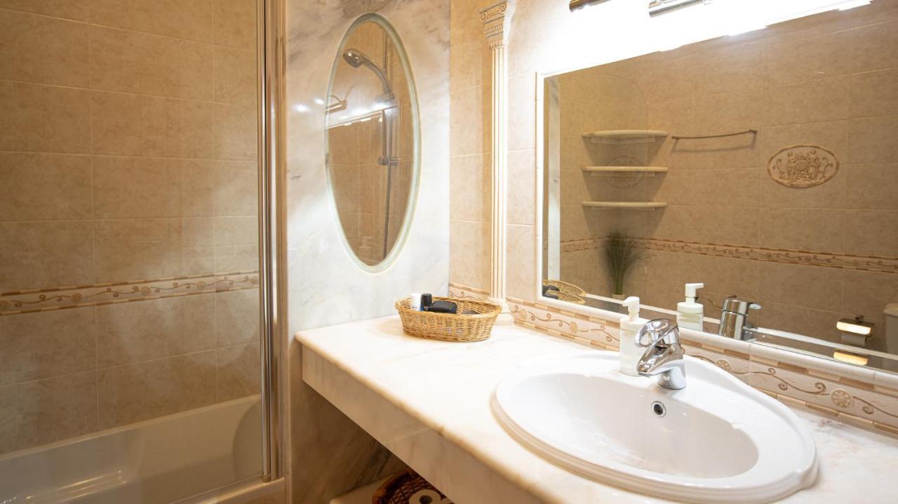 Peace Of Heaven In Algarve - Jacuzzi - By Bedzy Apartment Armacao de Pera Luaran gambar